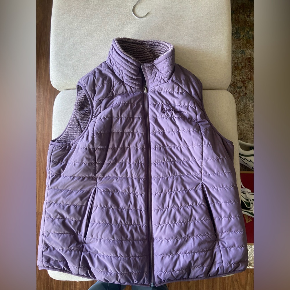 Free country vest